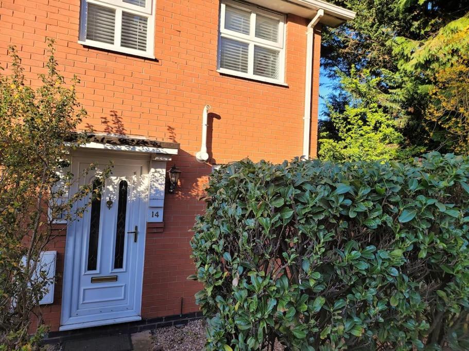 2 Bedroom End Of Terrace House Wellington  Esterno foto