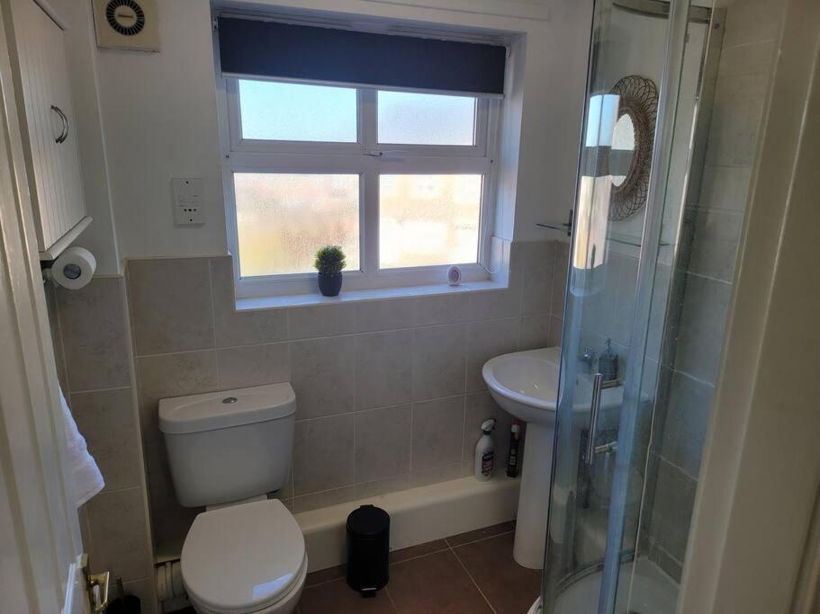 2 Bedroom End Of Terrace House Wellington  Esterno foto